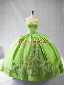 Sumptuous Satin Sweetheart Sleeveless Lace Up Embroidery Sweet 16 Dresses in
