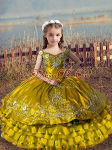 Brown Ball Gowns Satin and Organza Off The Shoulder Sleeveless Embroidery and Ruffled Layers Floor Length Lace Up Little Girl Pageant Gowns