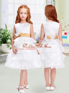 Dazzling White Flower Girl Dresses for Less Wedding Party with Ruffled Layers and Bowknot Scoop Sleeveless Zipper