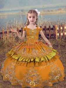 Latest Brown Sleeveless Satin Lace Up Pageant Gowns For Girls for Wedding Party