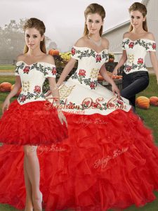 Stunning White And Red Lace Up Off The Shoulder Embroidery and Ruffles Sweet 16 Quinceanera Dress Organza Sleeveless