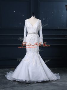 Fitting Backless Wedding Dresses White for Wedding Party with Beading and Lace Brush Train