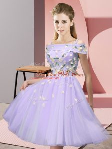 Lavender Empire Off The Shoulder Short Sleeves Tulle Knee Length Lace Up Appliques Dama Dress for Quinceanera