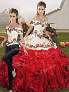 White And Red Off The Shoulder Lace Up Embroidery and Ruffles Sweet 16 Dresses Sleeveless