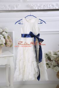Romantic Floor Length White Flower Girl Dresses for Less Scoop Sleeveless Zipper
