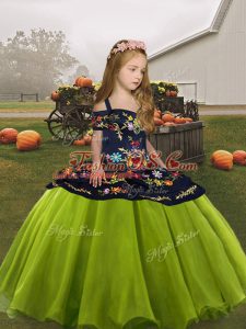 Straps Sleeveless Organza Pageant Gowns For Girls Embroidery Lace Up