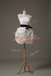 Custom Design Sleeveless Side Zipper Mini Length Belt and Hand Made Flower Wedding Dresses