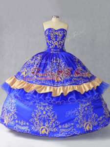 Royal Blue Ball Gowns Satin and Organza Sweetheart Sleeveless Embroidery and Bowknot Floor Length Lace Up 15 Quinceanera Dress