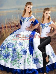 Noble Satin Off The Shoulder Sleeveless Lace Up Embroidery Quince Ball Gowns in Blue And White