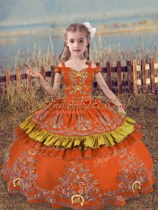 Custom Made Sleeveless Satin Floor Length Lace Up Girls Pageant Dresses in Rust Red with Beading and Embroidery