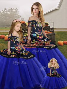 Sleeveless Floor Length Embroidery Lace Up Sweet 16 Dress with Royal Blue