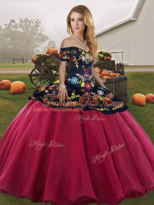 Classical Floor Length Ball Gowns Sleeveless Red And Black Vestidos de Quinceanera Lace Up