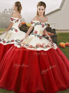 Off The Shoulder Sleeveless Organza Quinceanera Dress Embroidery Lace Up
