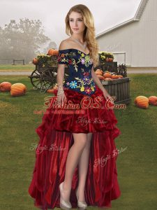 Chic Organza Off The Shoulder Sleeveless Lace Up Embroidery and Ruffles Prom Dresses in Wine Red