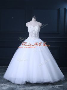 Hot Sale White Tulle Lace Up Sweetheart Sleeveless Wedding Dress Brush Train Beading