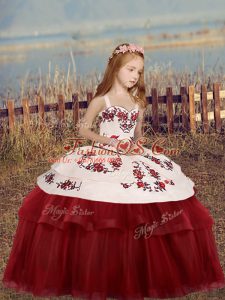 Floor Length Lace Up Child Pageant Dress Red for Party and Wedding Party with Embroidery