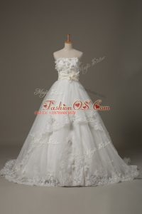 White Sleeveless Tulle Brush Train Lace Up Wedding Dress for Wedding Party