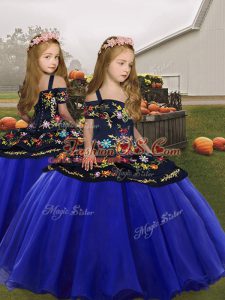 Sweet Royal Blue Sleeveless Organza Lace Up Little Girl Pageant Dress for Party and Wedding Party