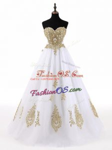 Modest White A-line Beading and Appliques 15 Quinceanera Dress Lace Up Tulle Sleeveless Floor Length