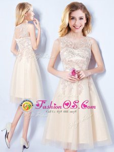Scoop Sleeveless Tulle Wedding Party Dress Appliques Lace Up