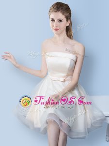 Elegant Sleeveless Knee Length Bowknot Lace Up Court Dresses for Sweet 16 with White
