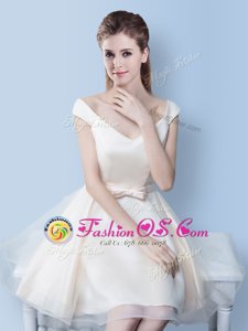 Sweet Cap Sleeves Knee Length Lace Up Dama Dress White and In for Prom and Party with Bowknot