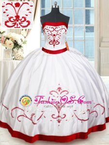 New Arrival White and Red Satin Lace Up Vestidos de Quinceanera Sleeveless Floor Length Beading and Embroidery