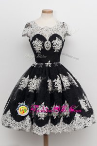 Edgy Scoop Black Cap Sleeves Tulle Lace Up Prom Gown for Prom and Party