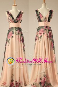 Sleeveless Sweep Train Zipper Embroidery and Belt Mother Of The Bride Dress