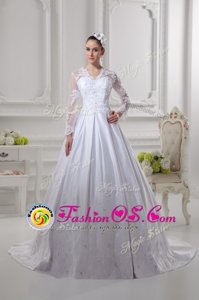 Scalloped Long Sleeves Court Train Zipper Lace Wedding Dress
