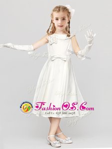 Free and Easy Scoop Sleeveless Satin Tea Length Clasp Handle Toddler Flower Girl Dress in White for with Bowknot and Hand Made Flower