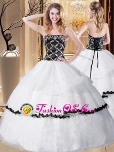 White Lace Up 15 Quinceanera Dress Beading Sleeveless Floor Length