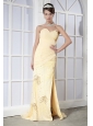 Light Yellow Column / Sheath Sweetheart Brush Train Chiffon Beading Prom / Evening Dress