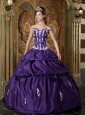 Classsical Purple Quinceanera Dress Off The Shoulder Taffeta Appliques Ball Gown