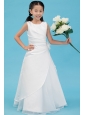 White A-line Scoop Flower Girl Dress Taffeta Appliques Floor-length