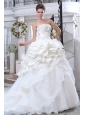 Pretty A-line Strapless  Beading and Appliques Wedding Dress Chapel Train Organza