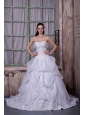 Elegant A-line Strapless Wedding Dress Taffeta and Organza Appliques Chapel Train