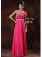 2013 Payson Arizona One Shoulder Coral Red Beaded Decorate Prom Dress