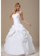 Appliques Decorate Sweetheart Neckline Hand Made Flower Ball Gown Floor-length For 2013 Wedding Dress
