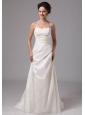 Clasp Handle Spaghetti Straps Brush Train Wedding Dress With Beading and Ruch For Custom Made