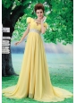 V-neck Light Yellow 2013 Prom Evening Dress With Beading and Ruch In Celebrity