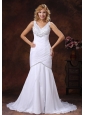 V-neck Mermaid Wedding Dress With Ruched Bodice and Beaded Decorate Bust