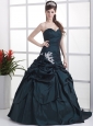 Custom Made Navy Blue Sweetheart Appliques and Pick-ups Prom Dress With Brush Train