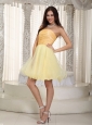 Light Yellow A-line Strapless Ruch Dama Dresses for Quinceanera