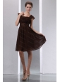 Brown Square Cap Sleeve Short Dama Dress With Embroidery