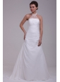 A-Line Halter Ruching and Appliques Chiffon Wedding Dress