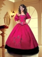 2015 Fashionable Hot Pink Quinceanera Gown with Embroidery