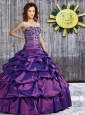 2015 Elegant Strapless Purple Quinceanera Dress with Pick Ups and Beading
