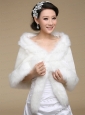 2015 The Most Popular White Wraps with Faux Fur