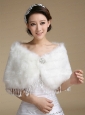 2015 Beautiful Rabbit Fur Shawls with Rhinestone